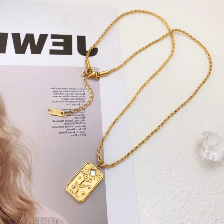 Home gold jewel